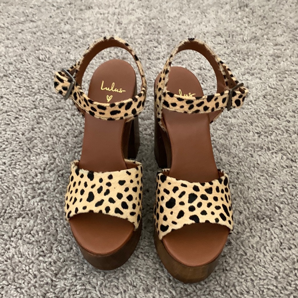 Lulus size 6 platform heels cheetah and wood